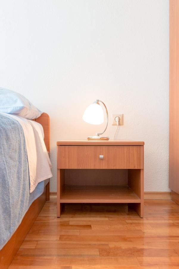 Apartmani Mirta Omis A エクステリア 写真